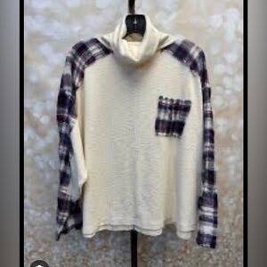 POL White and Plaid Long Sleeve Top